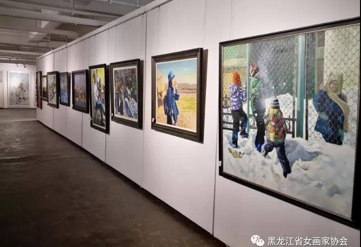 向共和国诞辰70周年献礼：黑龙江省女美术家作品展近日开幕