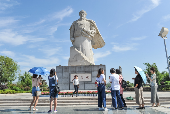 枕戈：长株潭融城再造一山水洲城一座书院